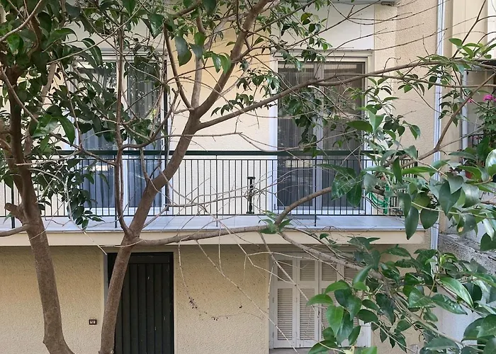 Little House In The City
