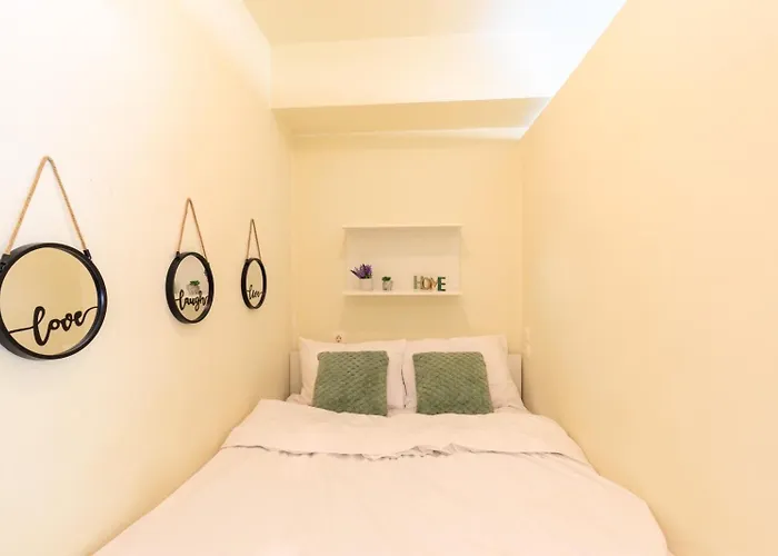Aiolos Glyfada Centre Apartment 1